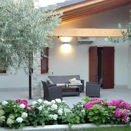 아파트 Casa Pergola 1 - Grande Per 6 Ospiti - Fronte Piscina, Parking 바르돌리노