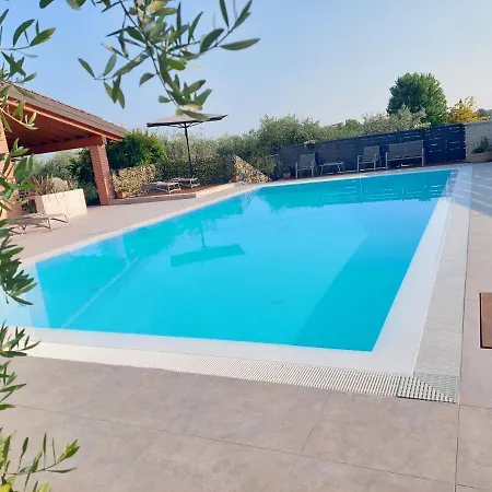 Casa Pergola 1